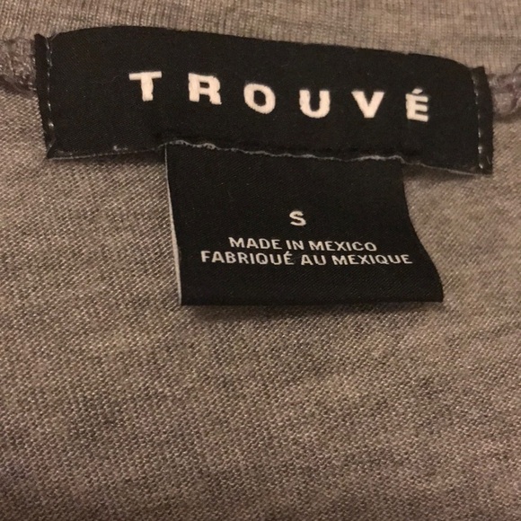 TROUVE Nordstrom Grey  V-Neck Hi Lo Tee Small - Picture 6 of 16